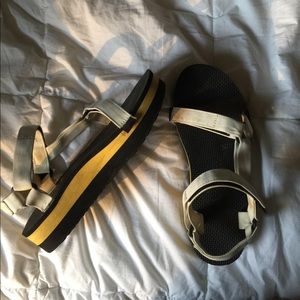 Teva platform Sandals, hardly worn